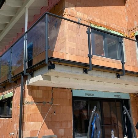 Balkonabsturzsicherung mit Glaselementen